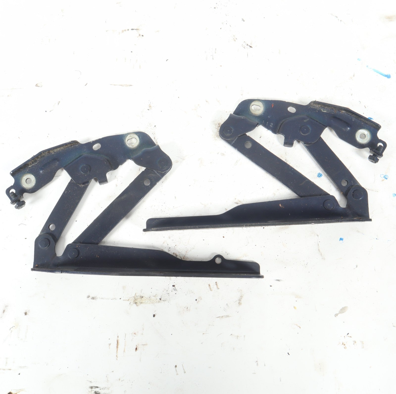 2012 - 2016 DODGE GRAND CARAVAN HOOD BONNET HINGE LEFT & RIGHT OEM