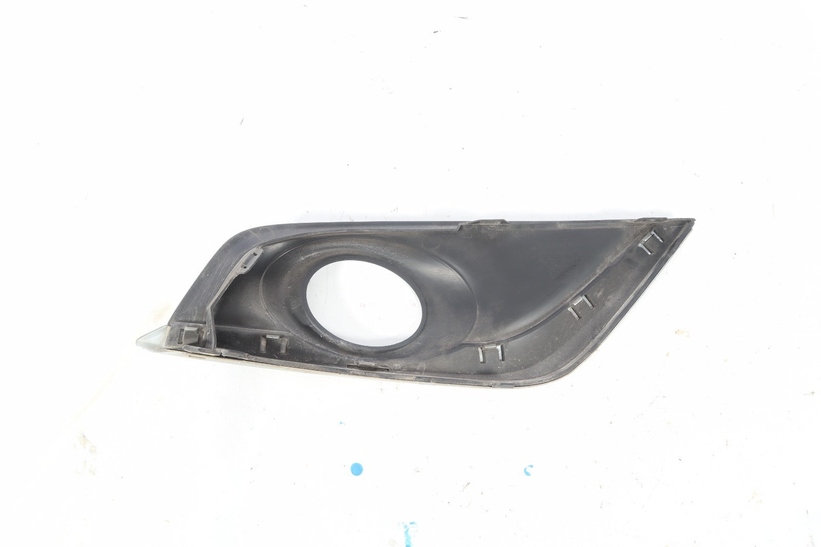 2013 VOLVO C70 RIGHT PASSENGER FOG LIGHT GRILLE OEM
