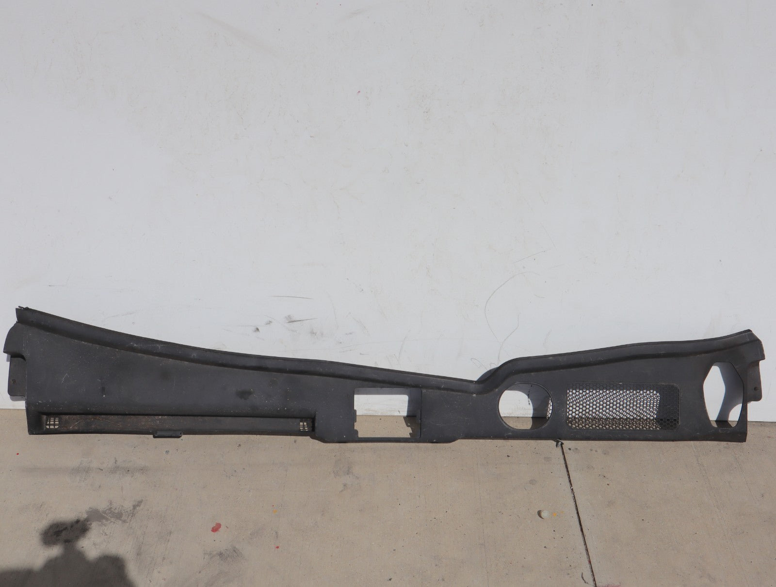 2011-2014 AUDI Q5 SQ5 FIREWALL ENGINE BAY COWL COVER 8R1819447A OEM