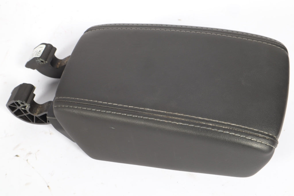 2016-2019 Buick Cascada Front Center Console Armrest Lid Leather OEM