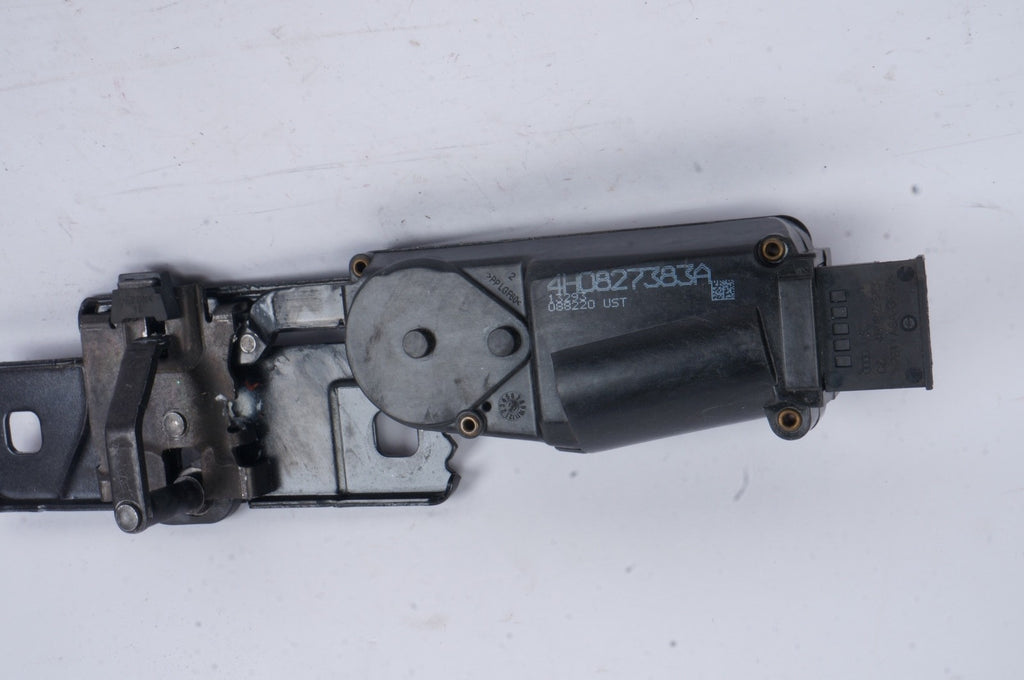 2011-2018 Audi A8 S8 A7 A6 Quattro Trunk Latch Lock Striker Plate 4H0827383A OEM