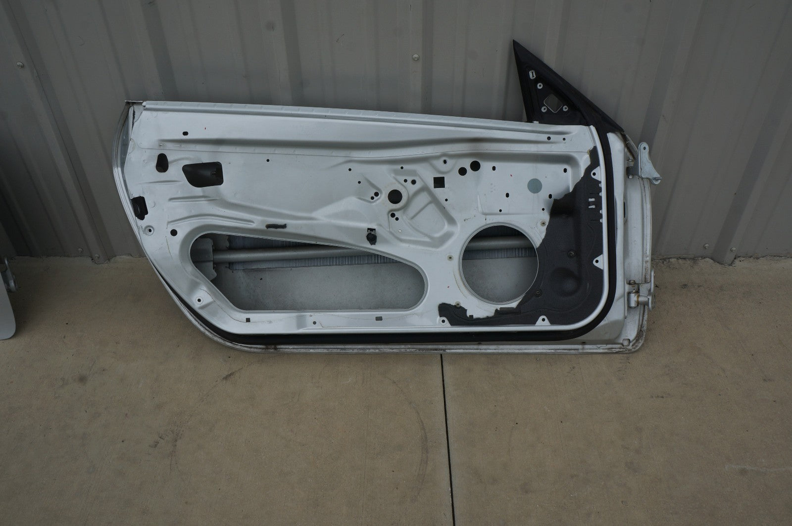 05-11 Mercedes R171 SLK350 Front Left Driver Side Exterior Door Shell Panel