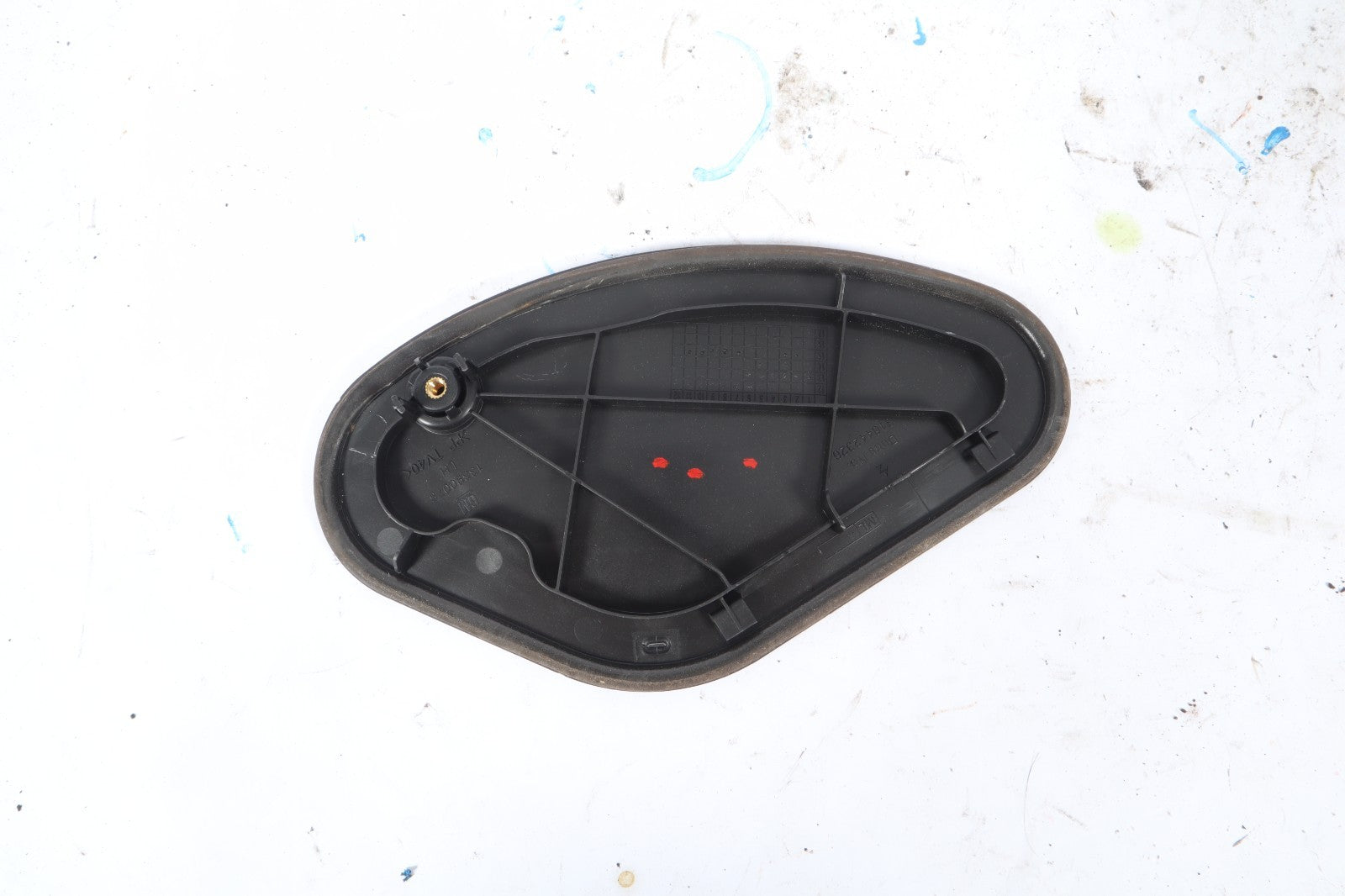 2016-2019 BUICK CASCADA  REAR TAIL LAMP COVER LEFT OEM