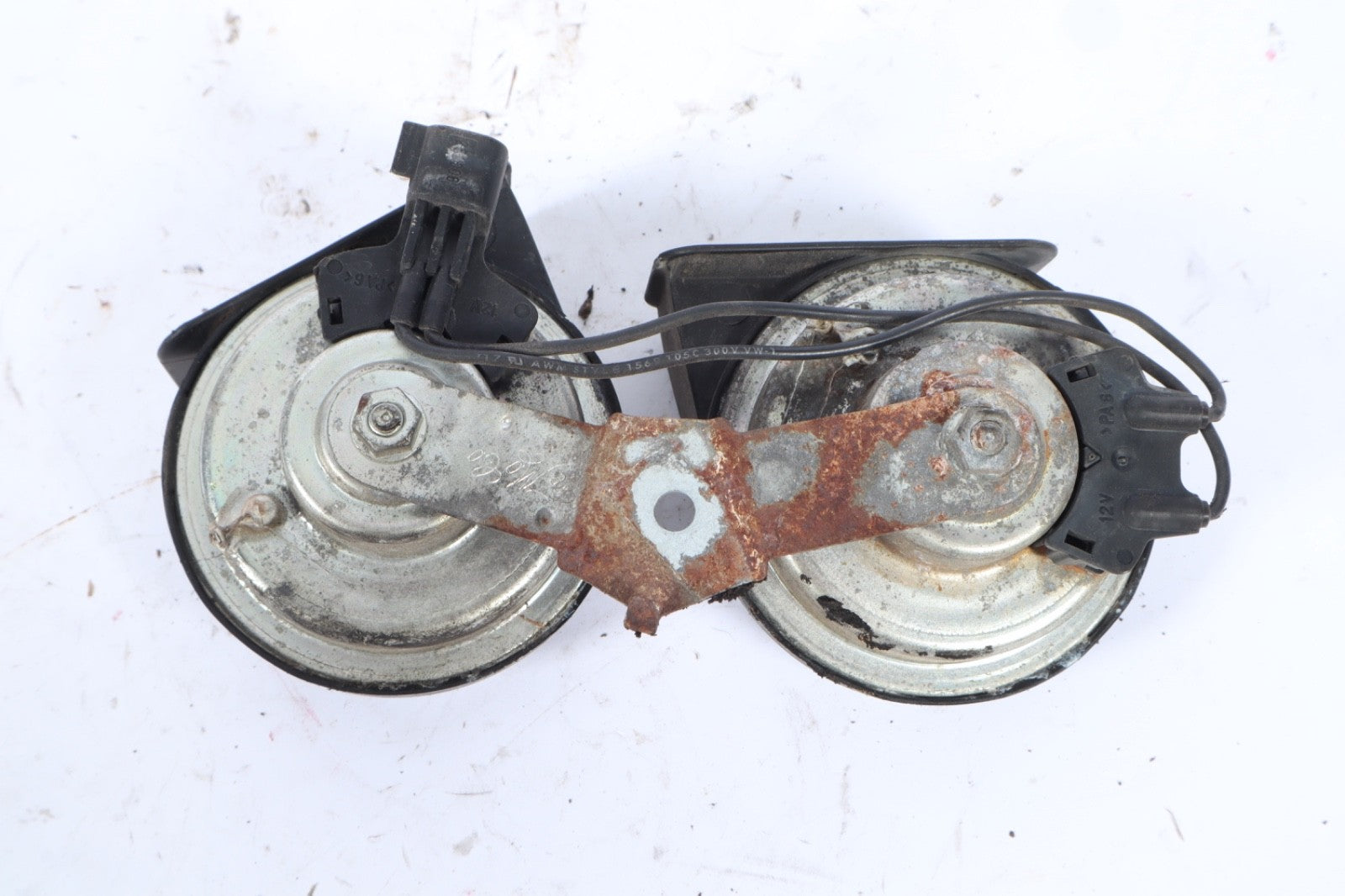 2010-2016 Ford Taurus High & Low Tone Horn Set OEM