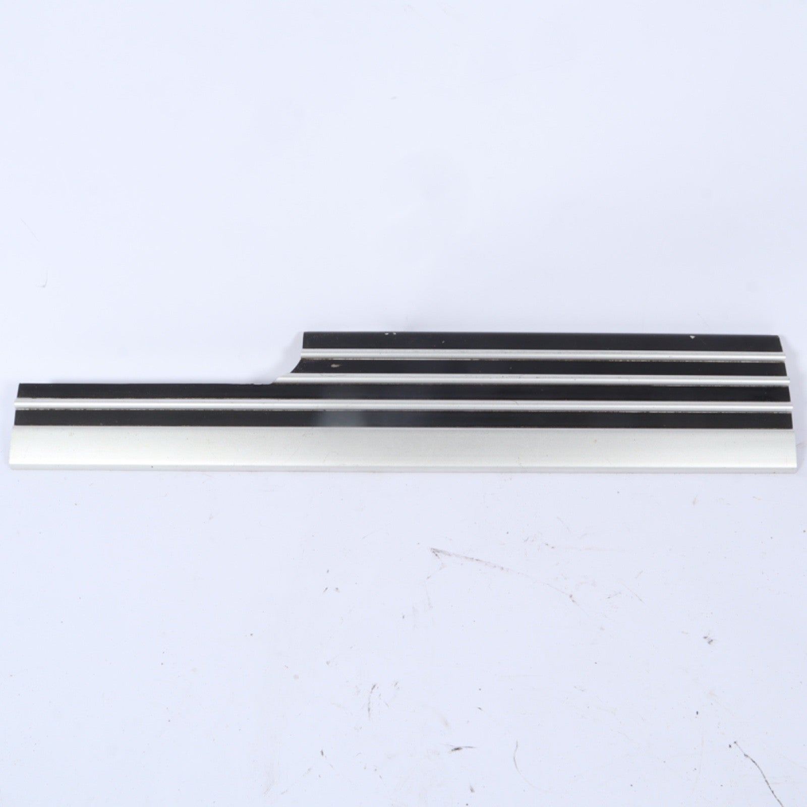 2006-2009 Land Rover Range Rover Front Left Side Door Sill Scuff Panel OEM