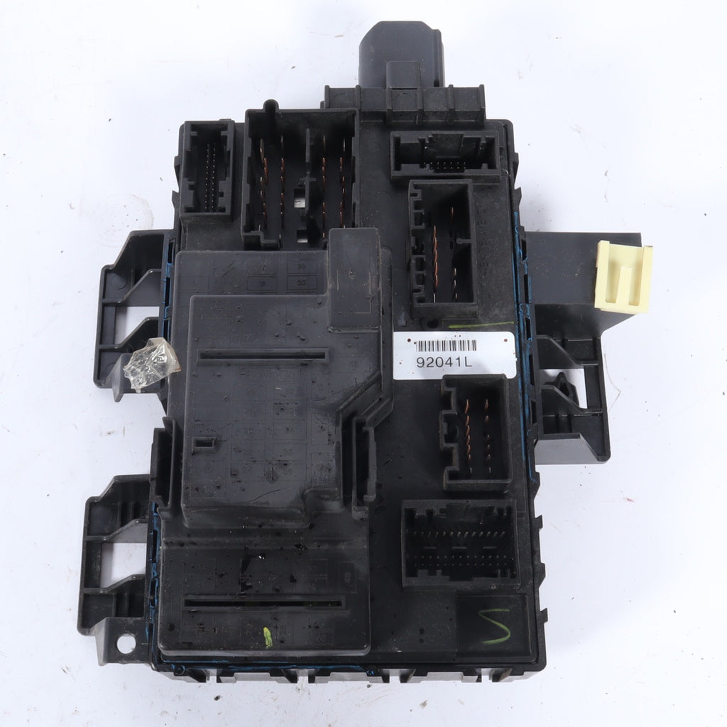 2010-2012 Ford Taurus Interior Multi-Function Fuse Box OEM