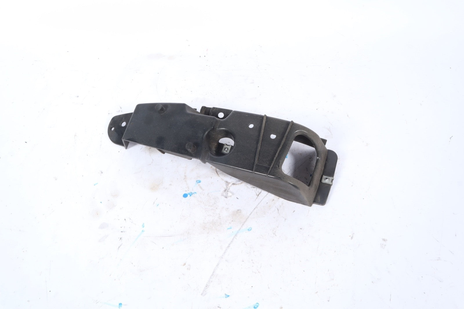 2004-2010 BMW X3 REAR LEFT BUMPER MOUNT/ BRACKET 6771042 OEM
