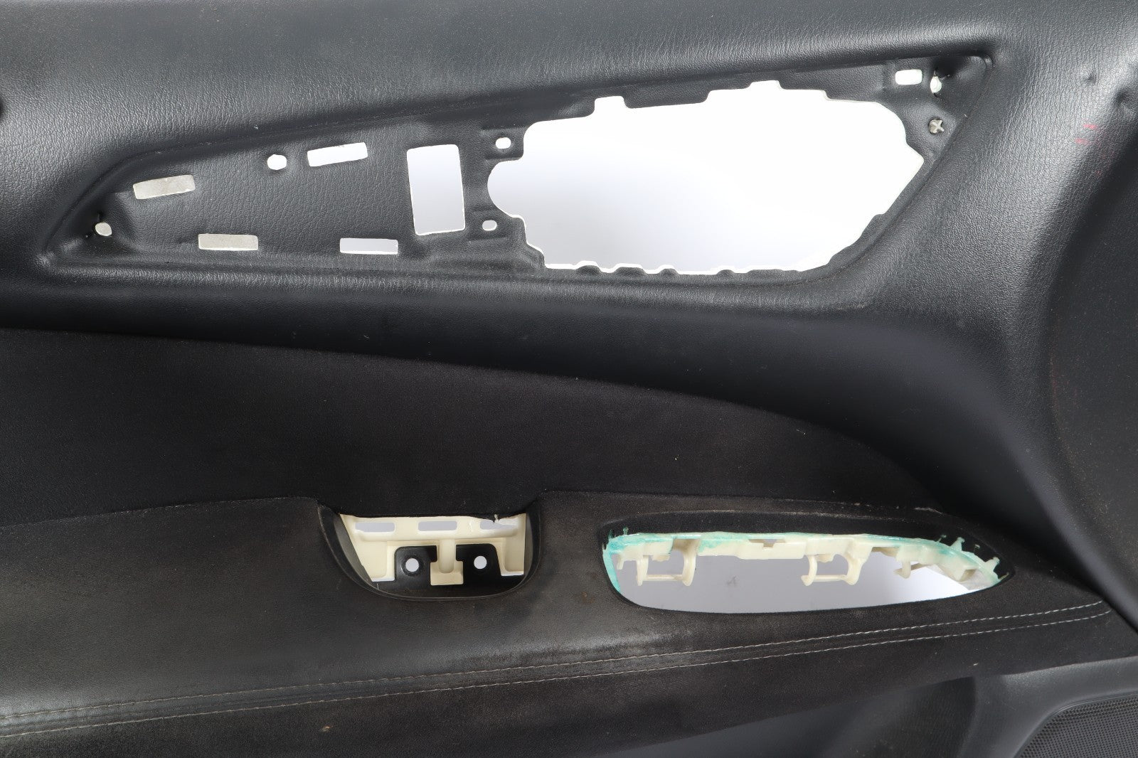 2014-2016 NISSAN PATHFINDER LFRONT LEFT DOOR TRIM PANEL OEM