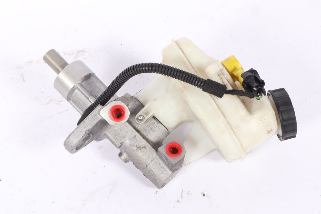 2016-2019 Buick Cascada Brake Master Cylinder OEM