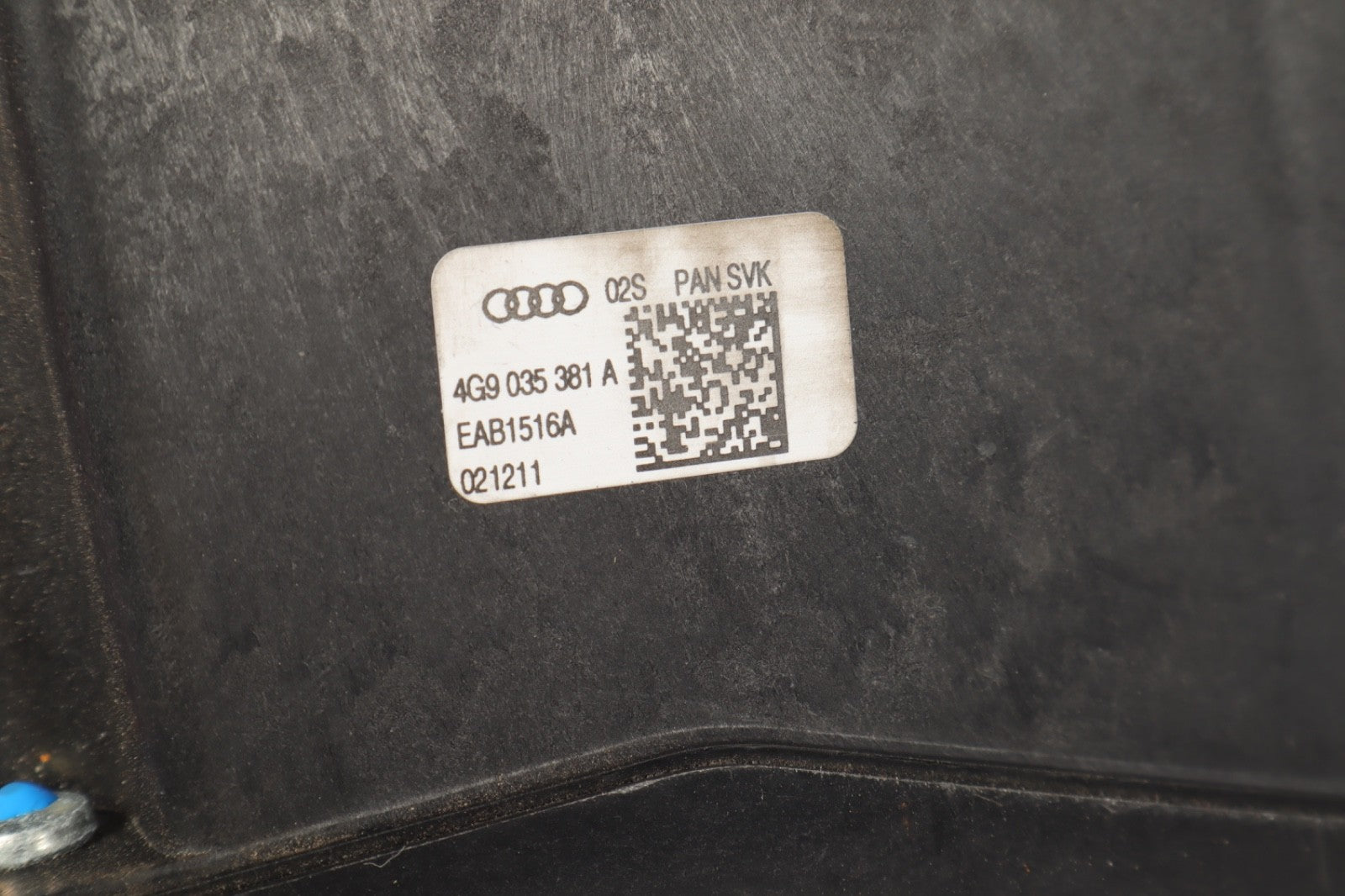 2012 - 2015 AUDI A7 SUBWOOFER SPEAKER BOX GENUINE 4G9035381A OEM
