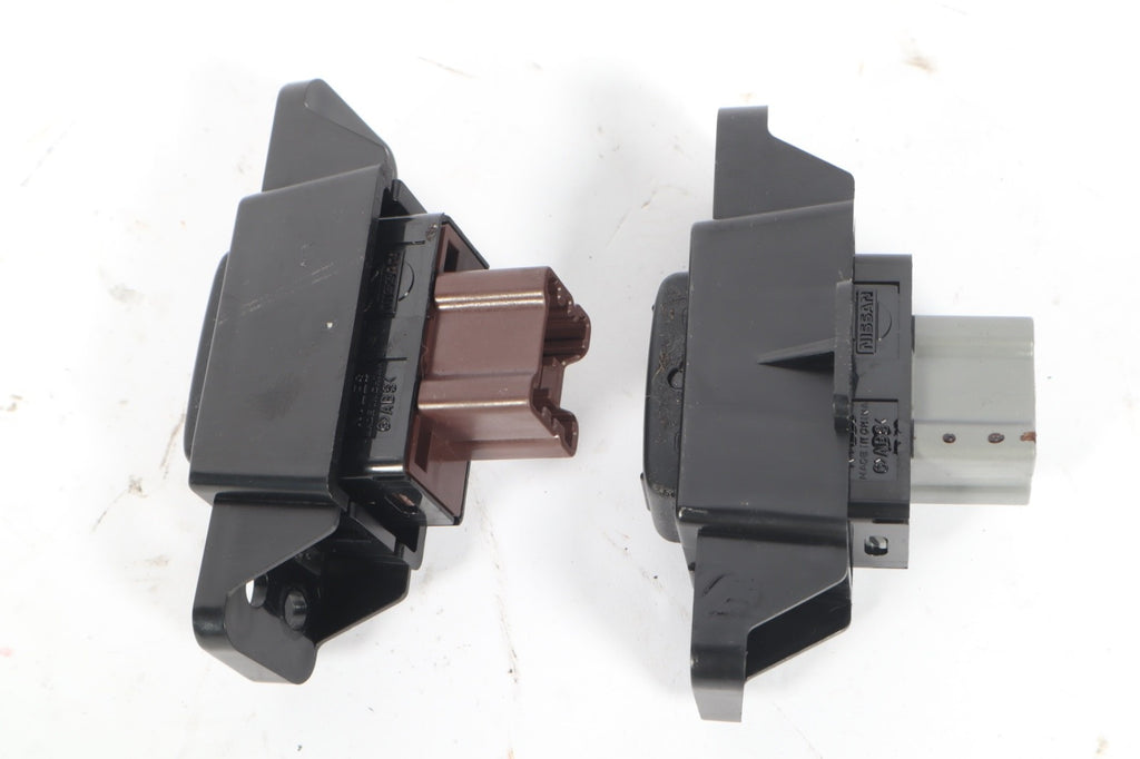 2013 - 2017 Nissan Leaf Heated Seat Switch OEM