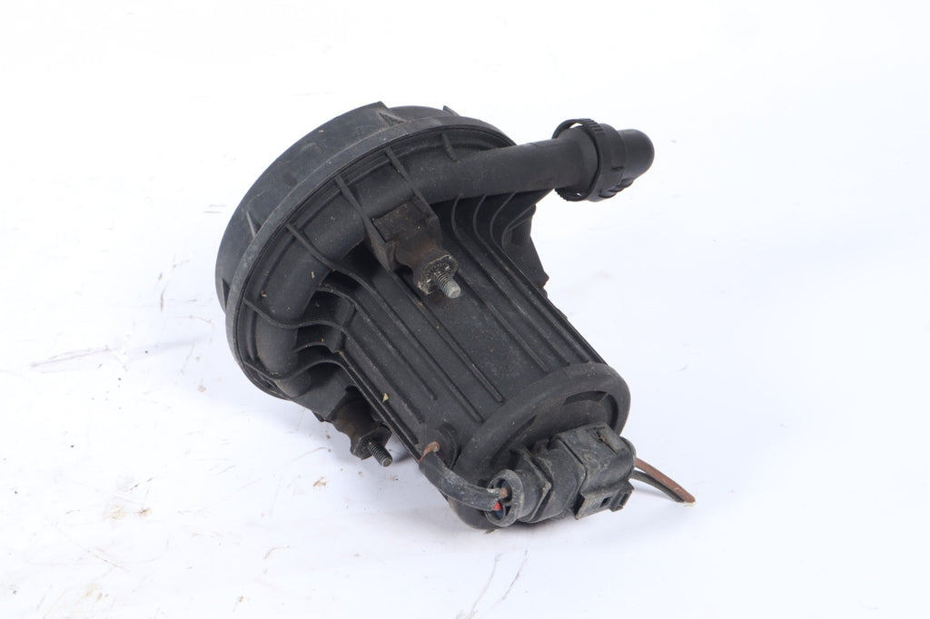 2001-2005 AUDI A4 SECONDARY AIR INJECTION PUMP  SMOG UNIT OEM 72273803