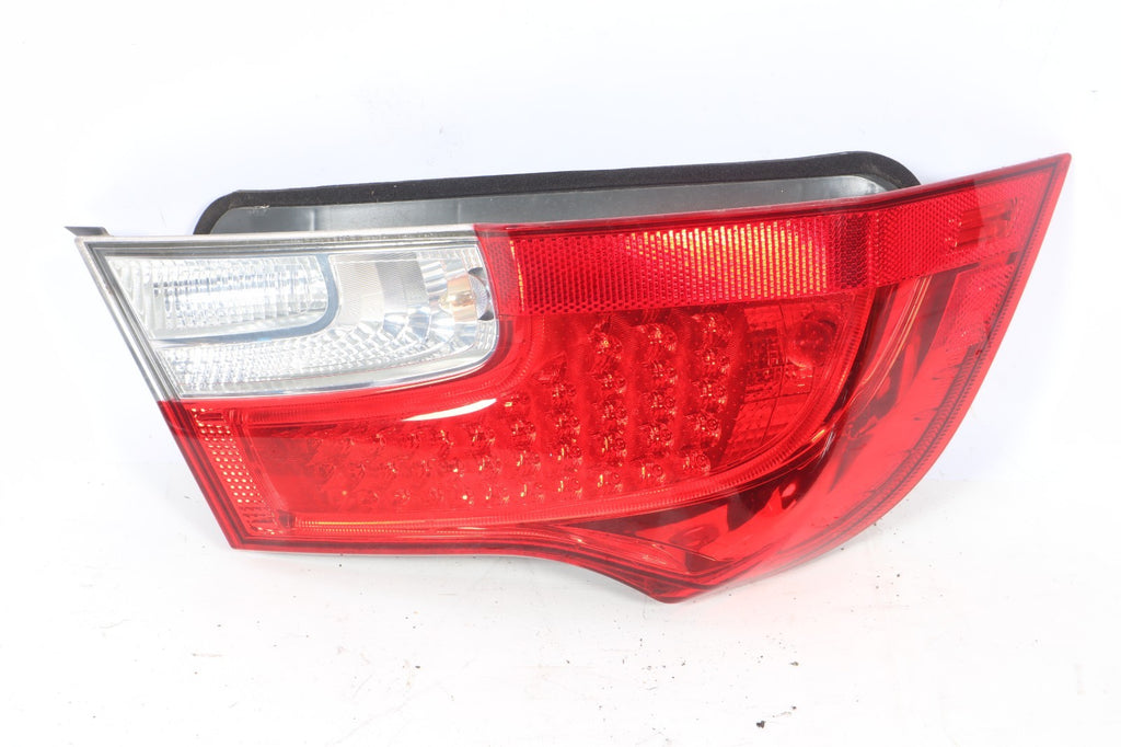 2011-2013 VOLVO C70 REAR LEFT TAIL LIGHT ASSEMBLY 31299414 OEM