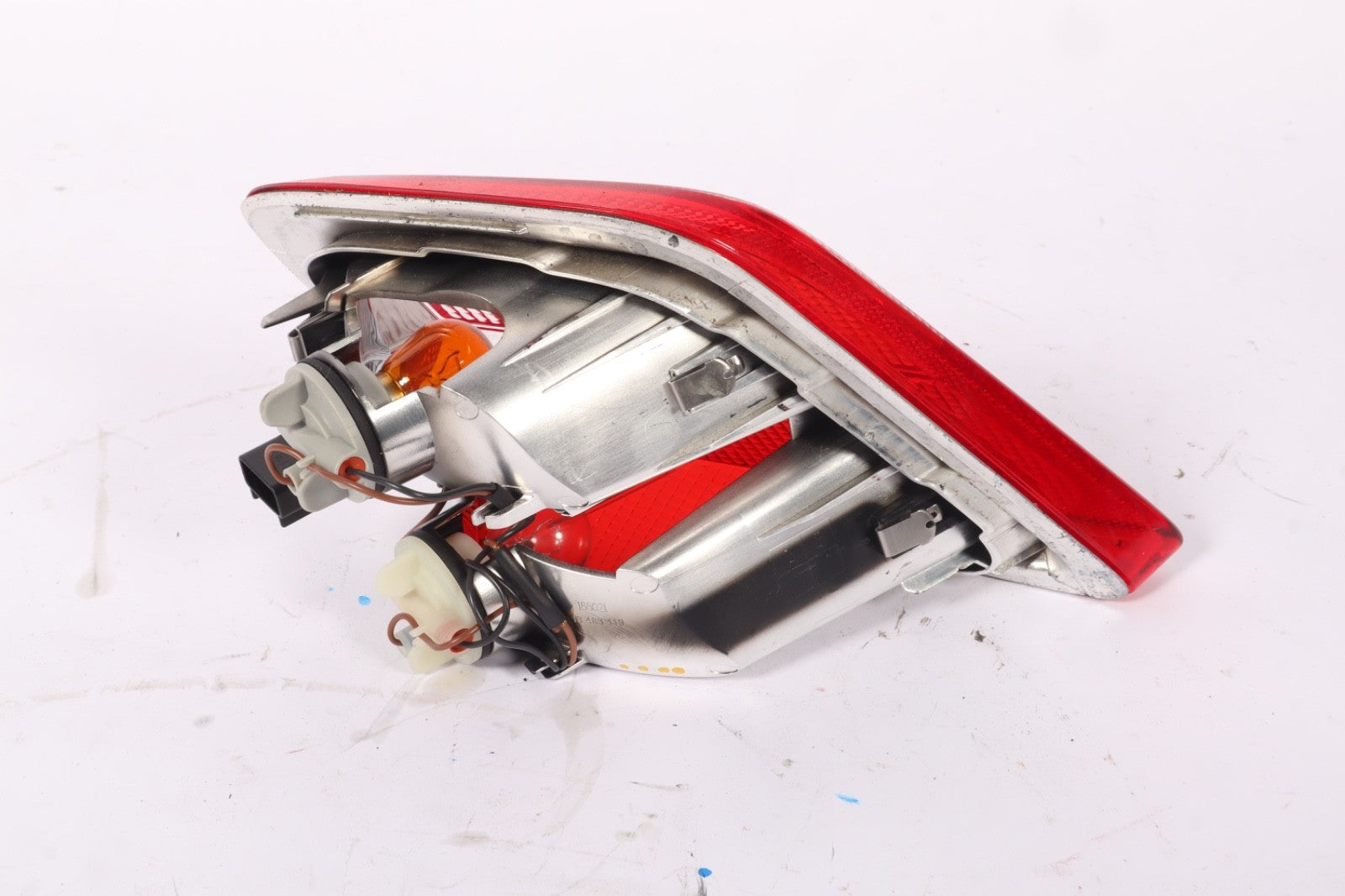 2016–2019 BUICK CASCADA LEFT DRIVER INNER TRUNK TAILLIGHT OEM  13483119