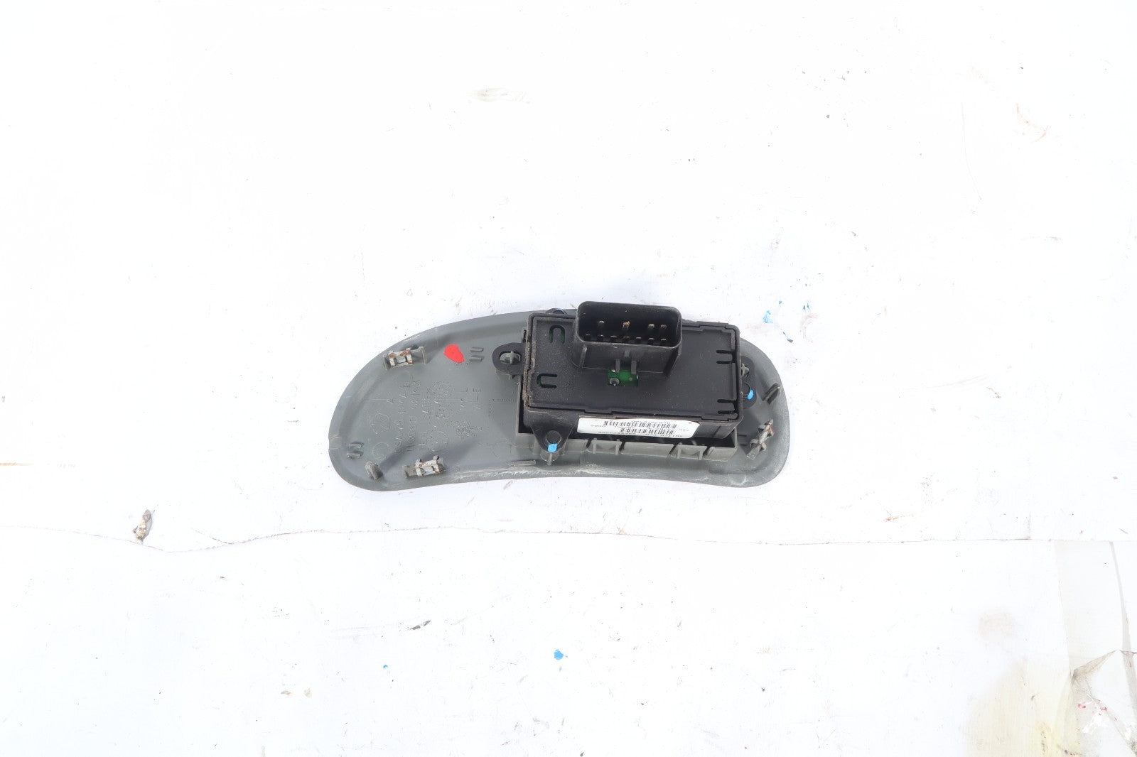 2004-2007 CARAVAN TOWN COUNTRY DRIVER MASTER POWER WINDOW  SWITCH OEM OSB701D5AD