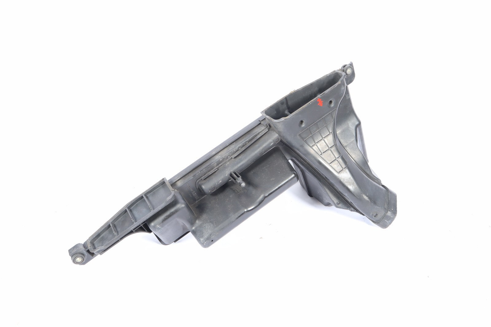 2013-2016 NISSAN PATHFINDER UPPER AIR INTAKE DUCT OEM