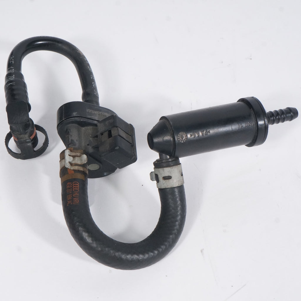 2012 - 2014 AUDI A7 QUATTRO 3.0L - Purge Valve W/ Connecting TUBE 06E133781E