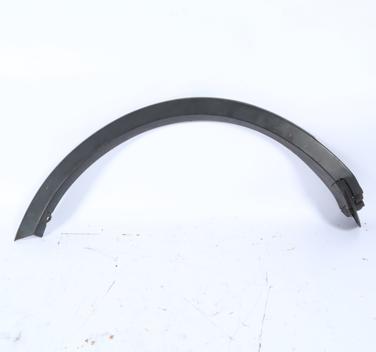 2007-2013 MAZDA CX-9 FRONT RIGHT FENDER FLARE MOLDING  OEM