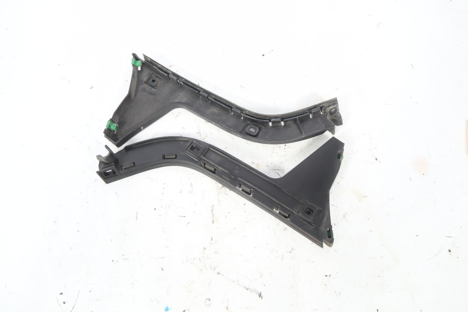 2006-2013 VOLVO C70 REAR BUMPER SUPPORT BRACKET RIGHT & LEFT SET OEM
