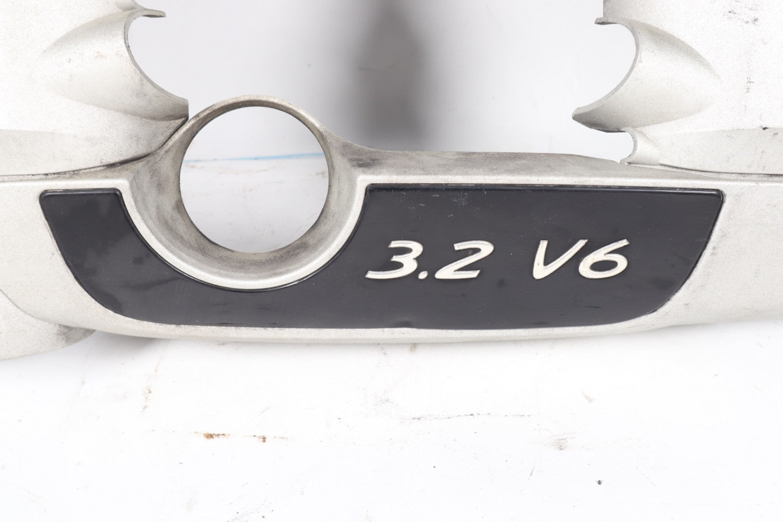 2003-2006 PORSCHE CAYENNE 3.2L V6 ENGINE MOTOR INTAKE MANIFOLD COVER TRIM OEM