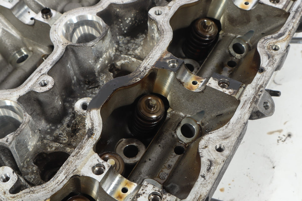 2008-17 BMW F12 650i 750i 550i X6 N63 4.4L V8 ENGINE CYLINDER HEAD LEFT SIDE OEM