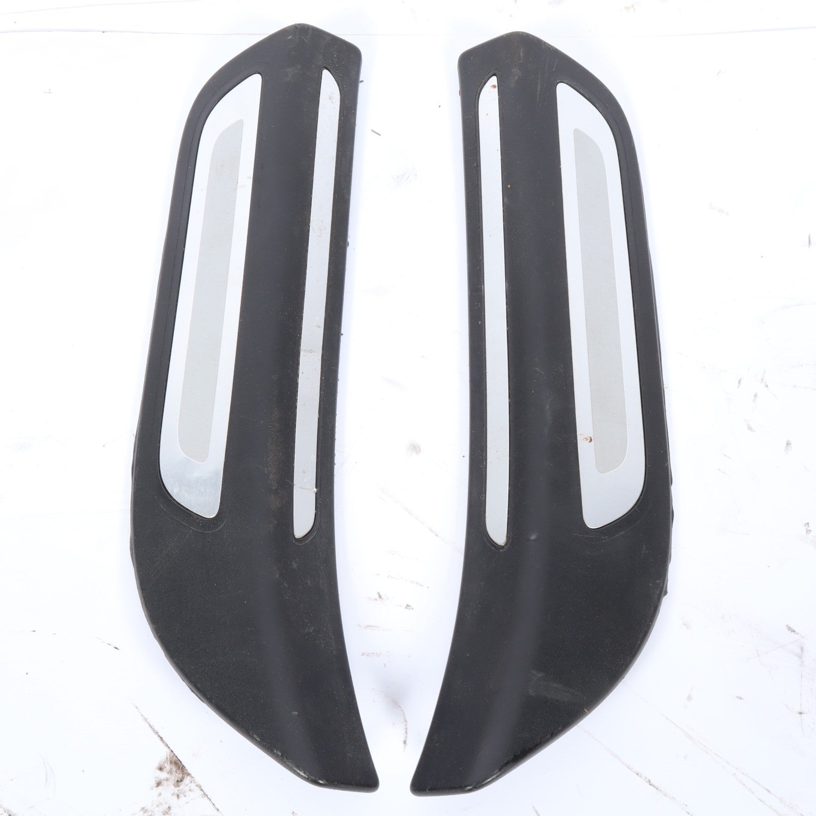 2009-2017 AUDI Q5 REAR LEFT AND RIGHT DOOR SILL 8R0853375 8R0853376 OEM