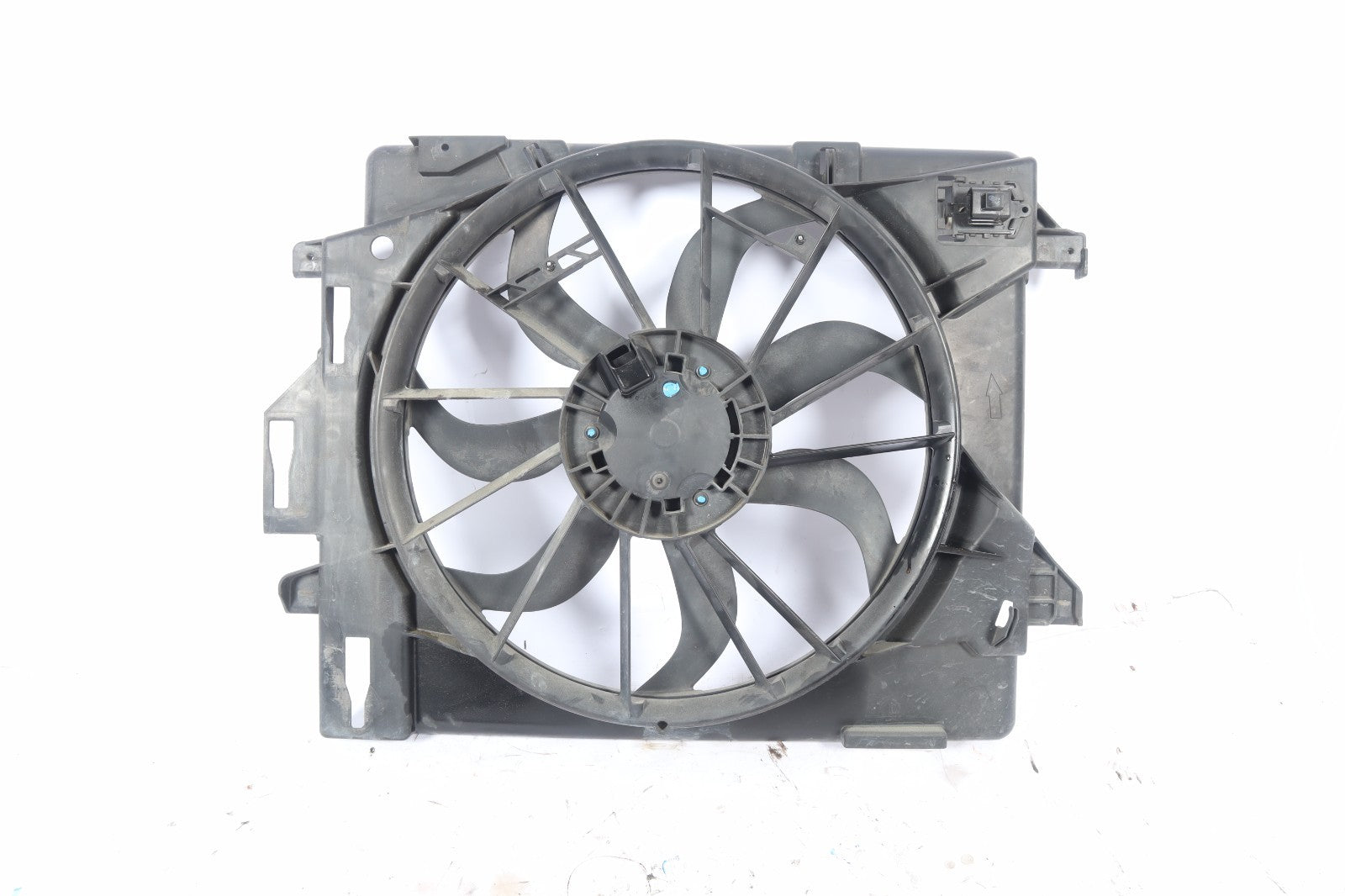 2015 - 2020 DODGE GRAND CARAVAN RADIATOR COOLING FAN SHROUD MOTOR 05005144A0 OEM