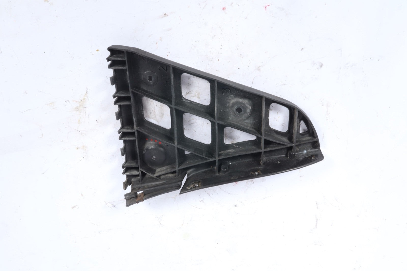 2004-2009 AUDI A4 S4 REAR LEFT CONVERTIBLE BUMPER GUIDE / BRACKET 8H0807453 OEM