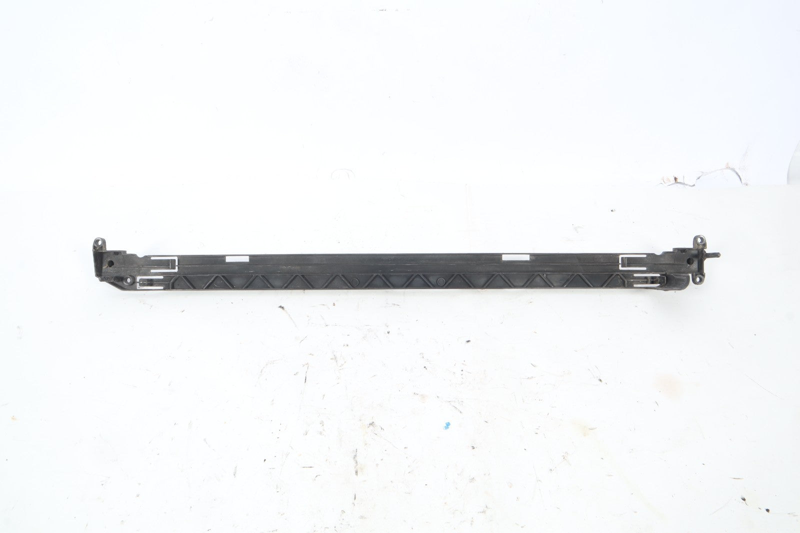 2008-2013 VOLVO C70 RADIATOR  FRAME BRACKET 4N51-8A421 OEM