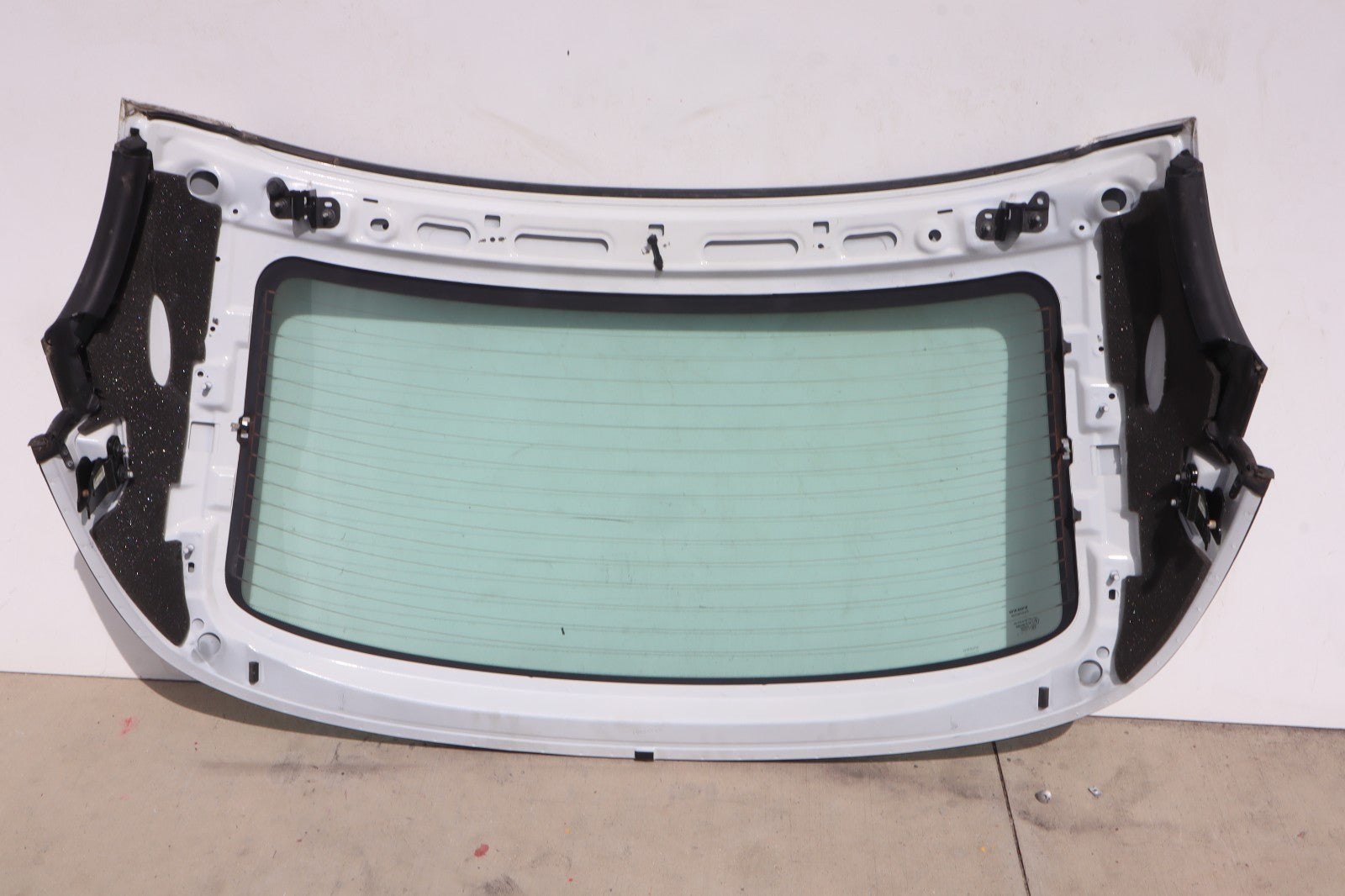 2006-2013 VOLVO C70 REAR CONVERTIBLE HARD TOP WINDSHIELD GLASS OEM ONLY PICK UP!