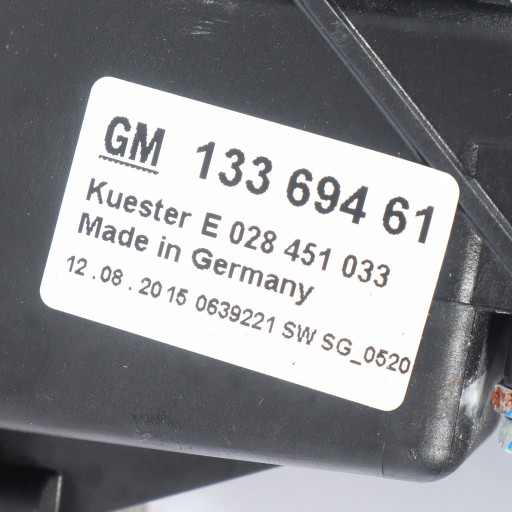 2016-2019 BUICK CASCADA FRONT LEFT WINDOW REGULATOR OEM 13369461