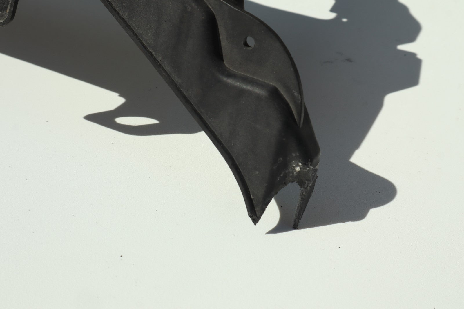 2011-2015 FORD EDGE RADIATOR SUPPORT OEM ONLY PICK UP!!!