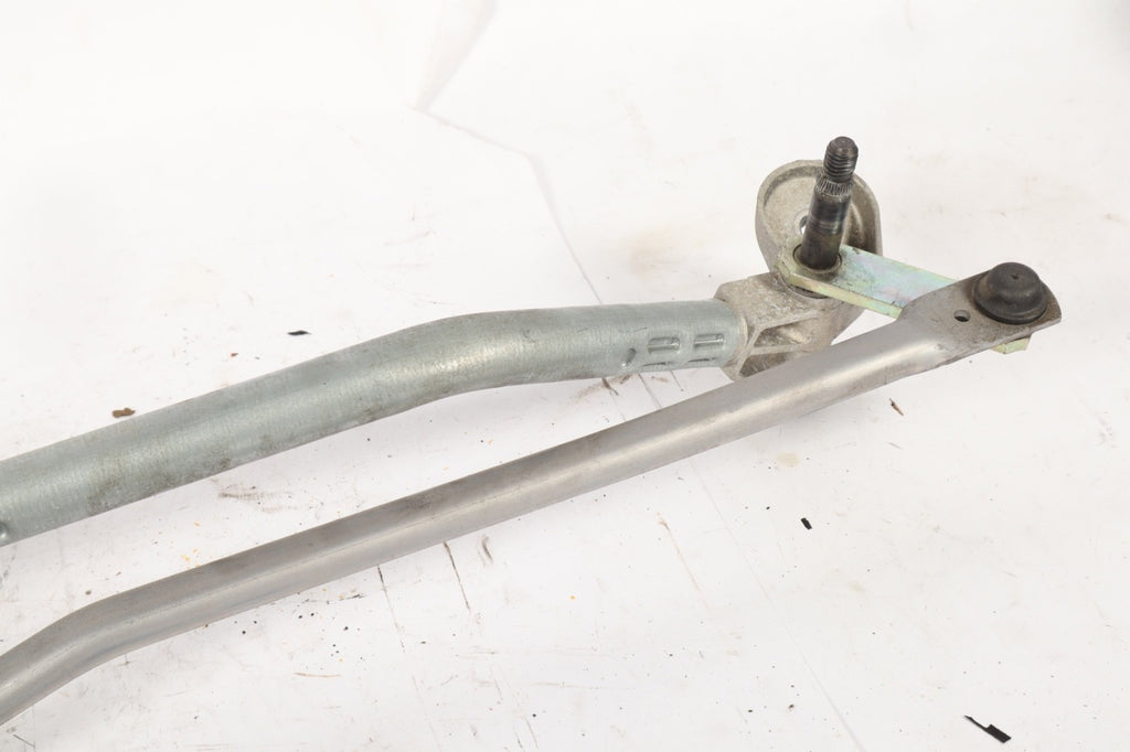 10-17 Mercedes E350 E550 C207 Linkage Motor Wiper Transmission Windshield OEM