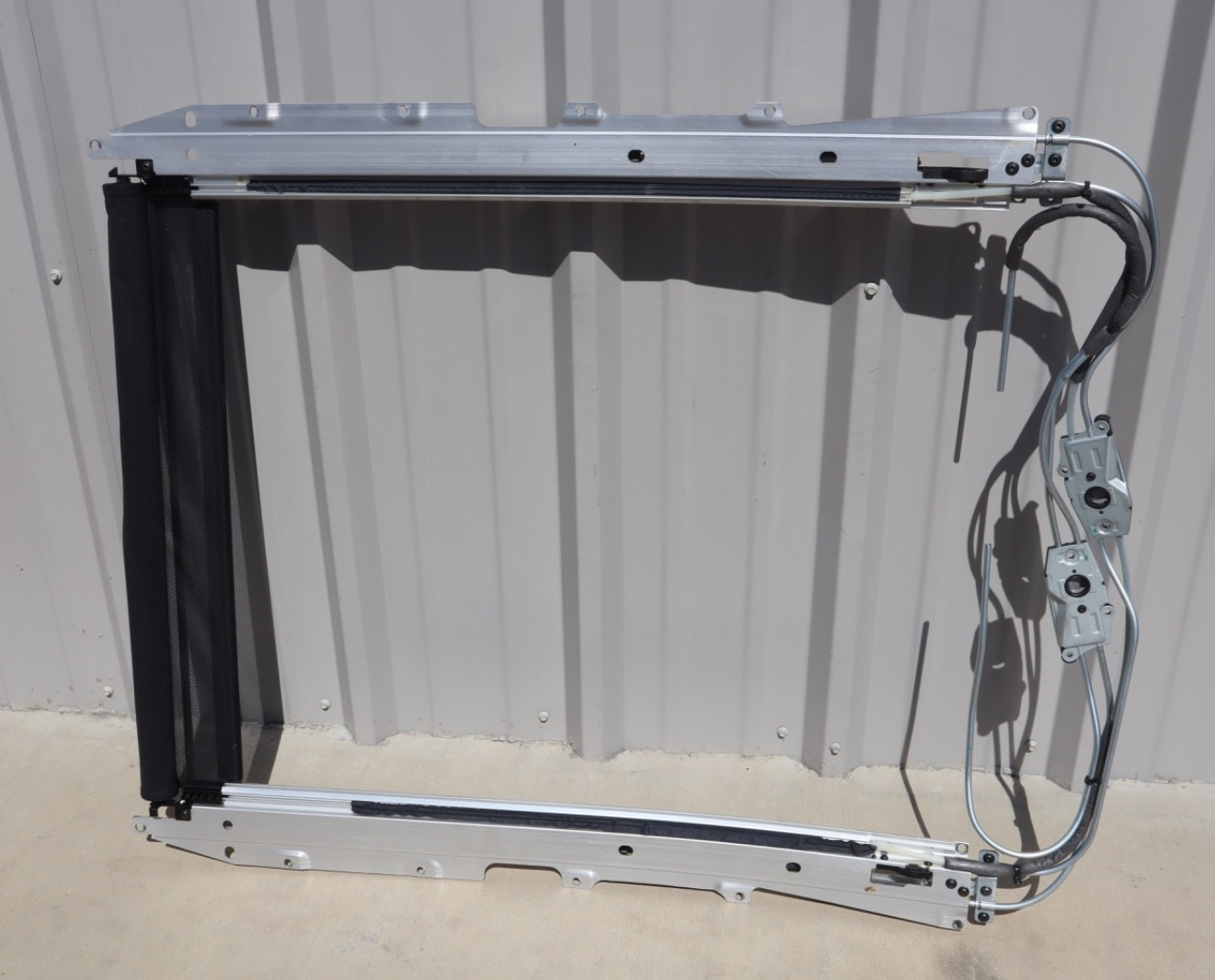 10-17 Mercedes W204 C250 C350 E350 Coupe Panoramic Pano Rail Track Frame OEM