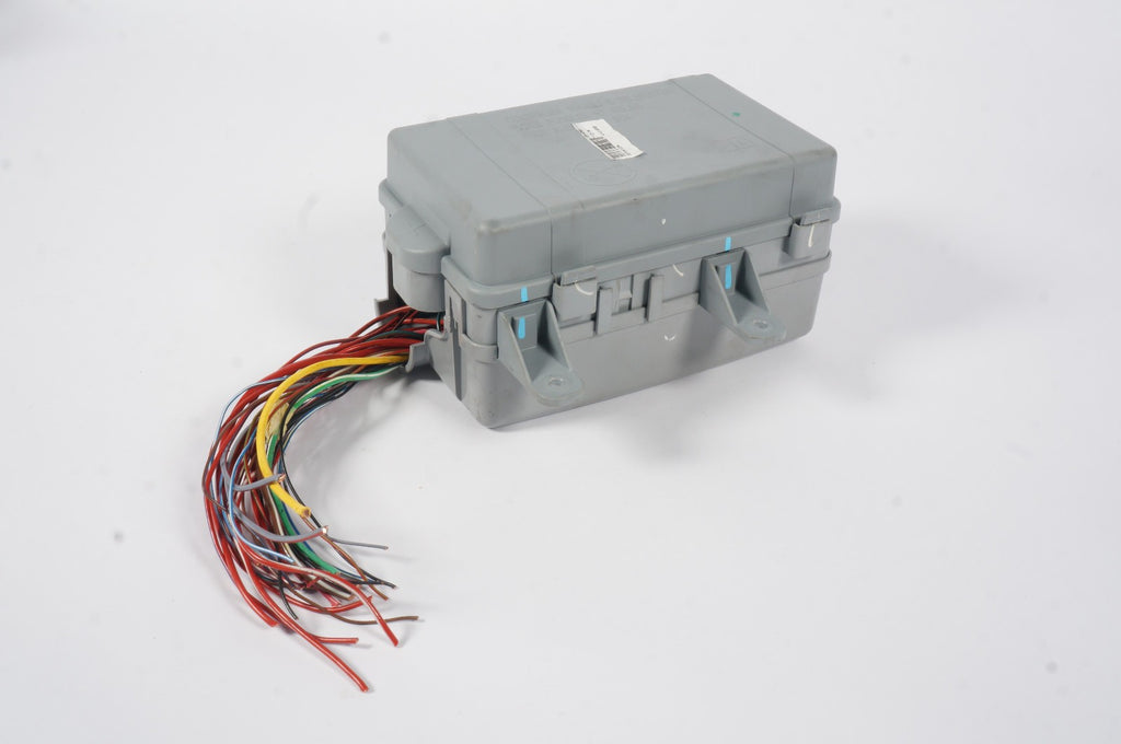 2018 - 2021 ALFA ROMEO STELVIO 2.0L ENGINE FUSE RELAY JUNCTION BOX BLOCK OEM