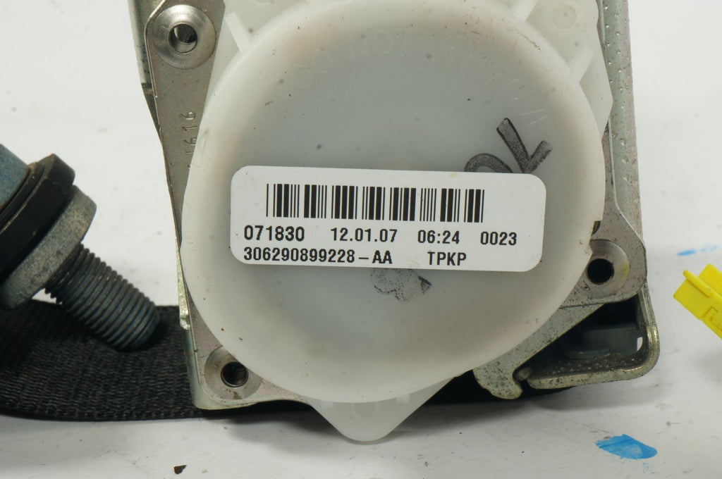 05-08 Mercedes R171 SLK280 SLK350 Seat Belt Seatbelt Retractor Right Side OEM
