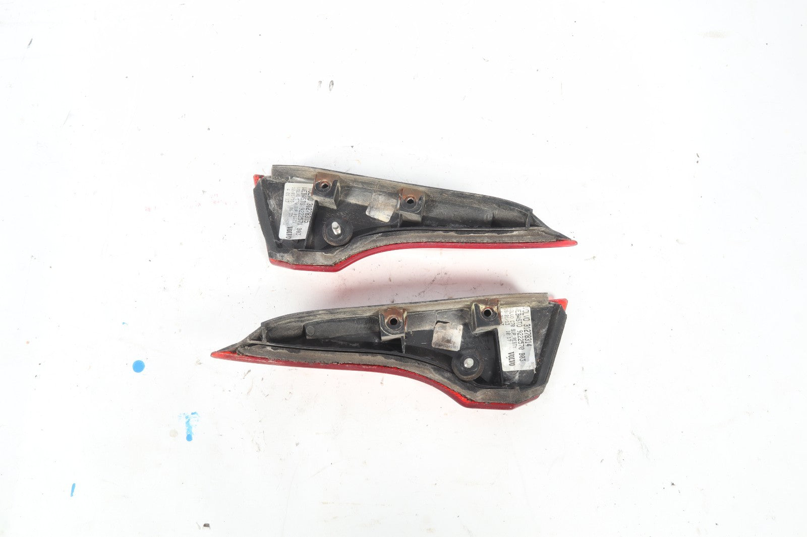 2006-2013 VOLVO C70 LEFT RIGHT SIDE TRUNK MOUNTED TAIL LIGTH OEM  31278314