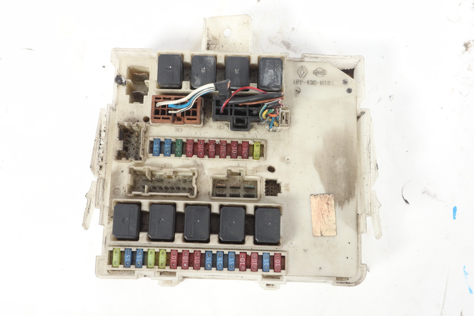 2006-2010 NISSAN ARMADA TITAN IPDM POWER MODULE FUSE BOX  OEM