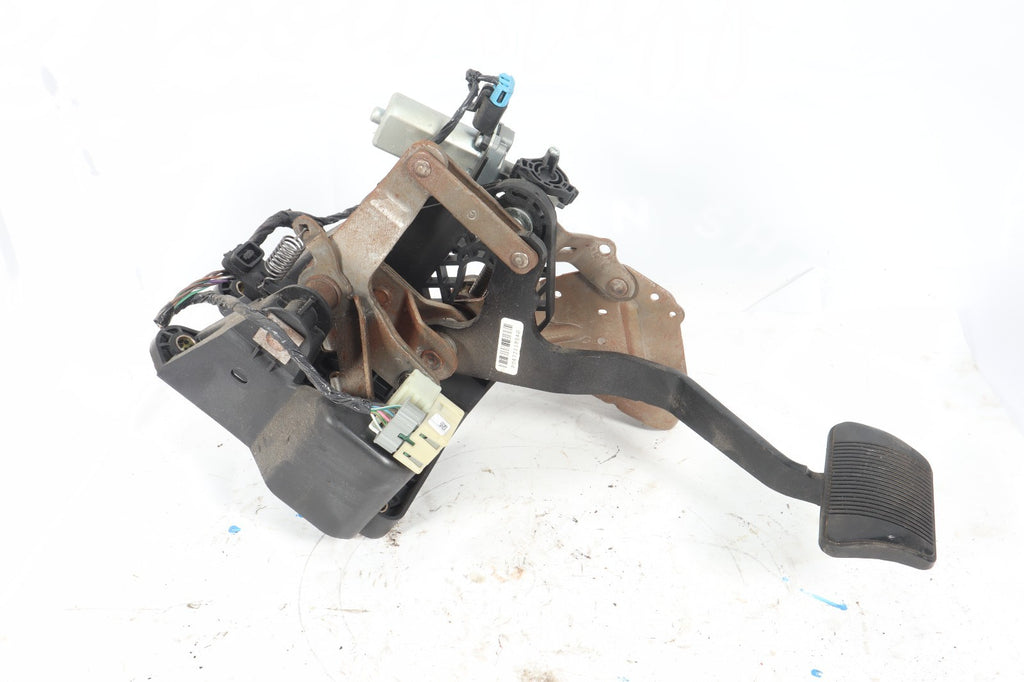 2011 -2020 DODGE GRAND CARAVAN PARKING BRAKE PEDAL OEM P04721199 AG