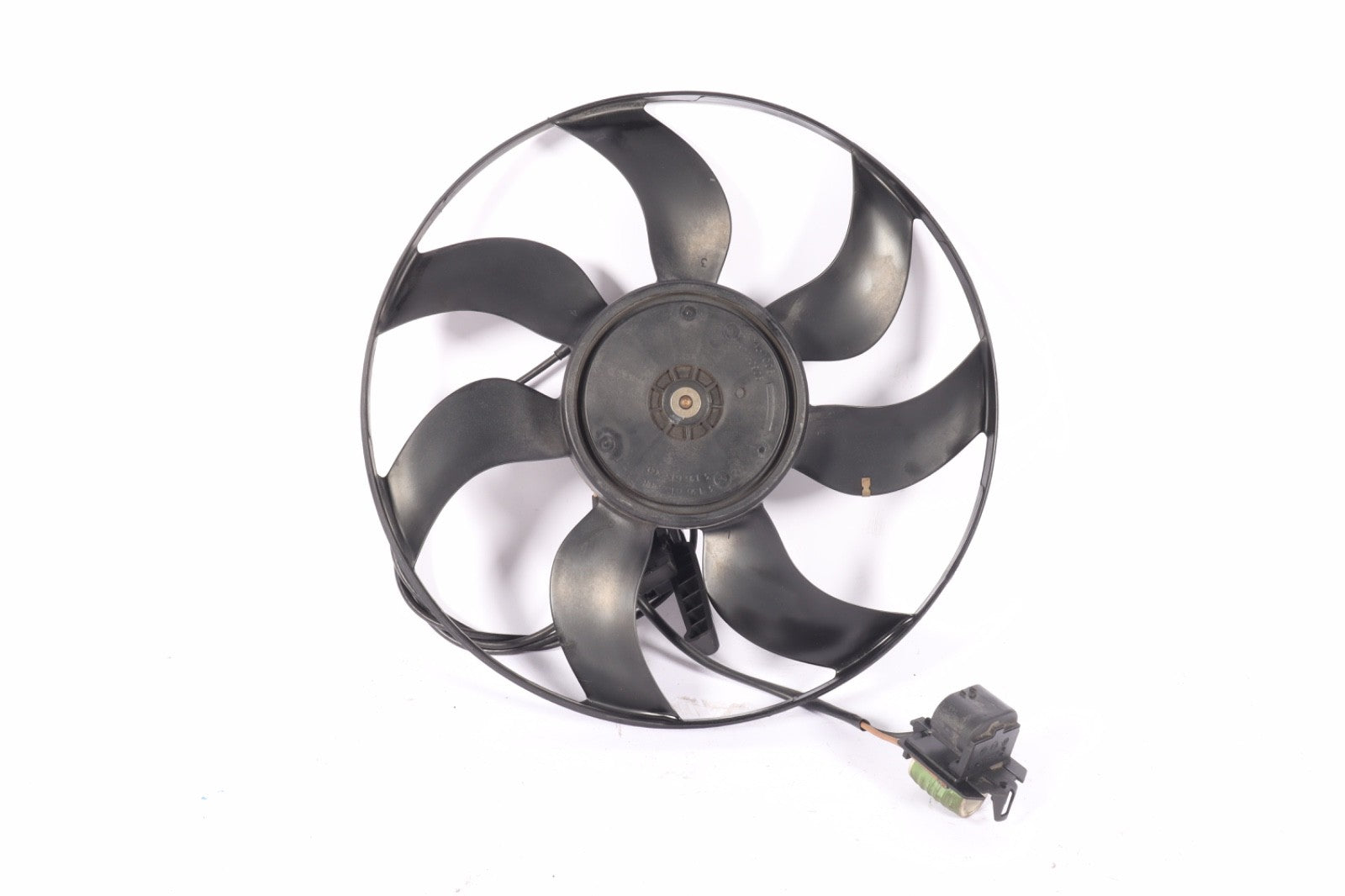 2016-2019 BUICK CASCADA Electric Cooling Motor Fan Assembly 16470880 OEM