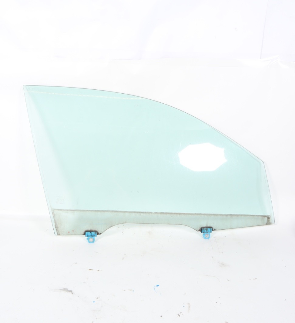 14-20 MITSUBISHI OUTLANDER FRONT RIGHT PASSENGER SIDE DOOR WINDOW GLASS OEM