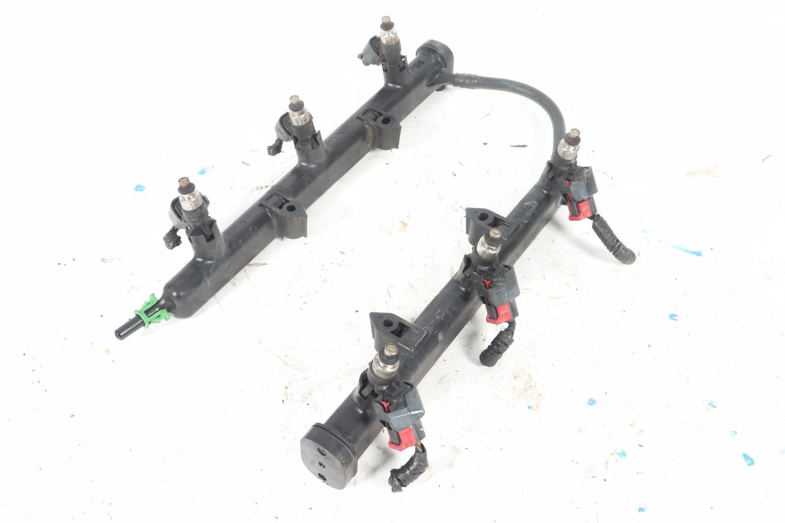2011-2020 DODGE GRAND CARAVAN TOWN COUNTRY 3.6L FUEL RAIL OEM 04593923AA