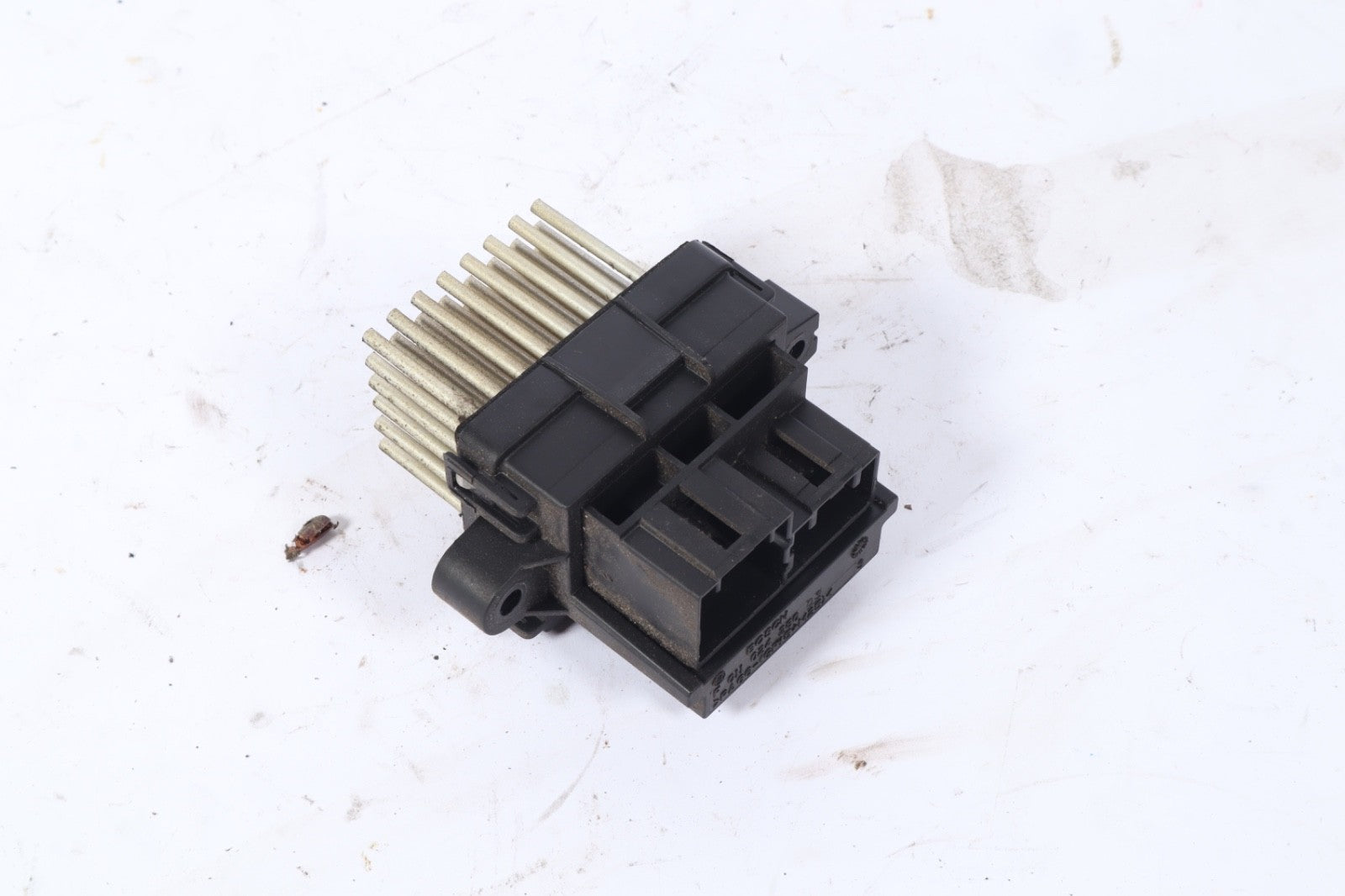 2013 DODGE GRAND CARAVAN HVAC BLOWER MOTOR RESISTOR (Ident: W0591001) OEM