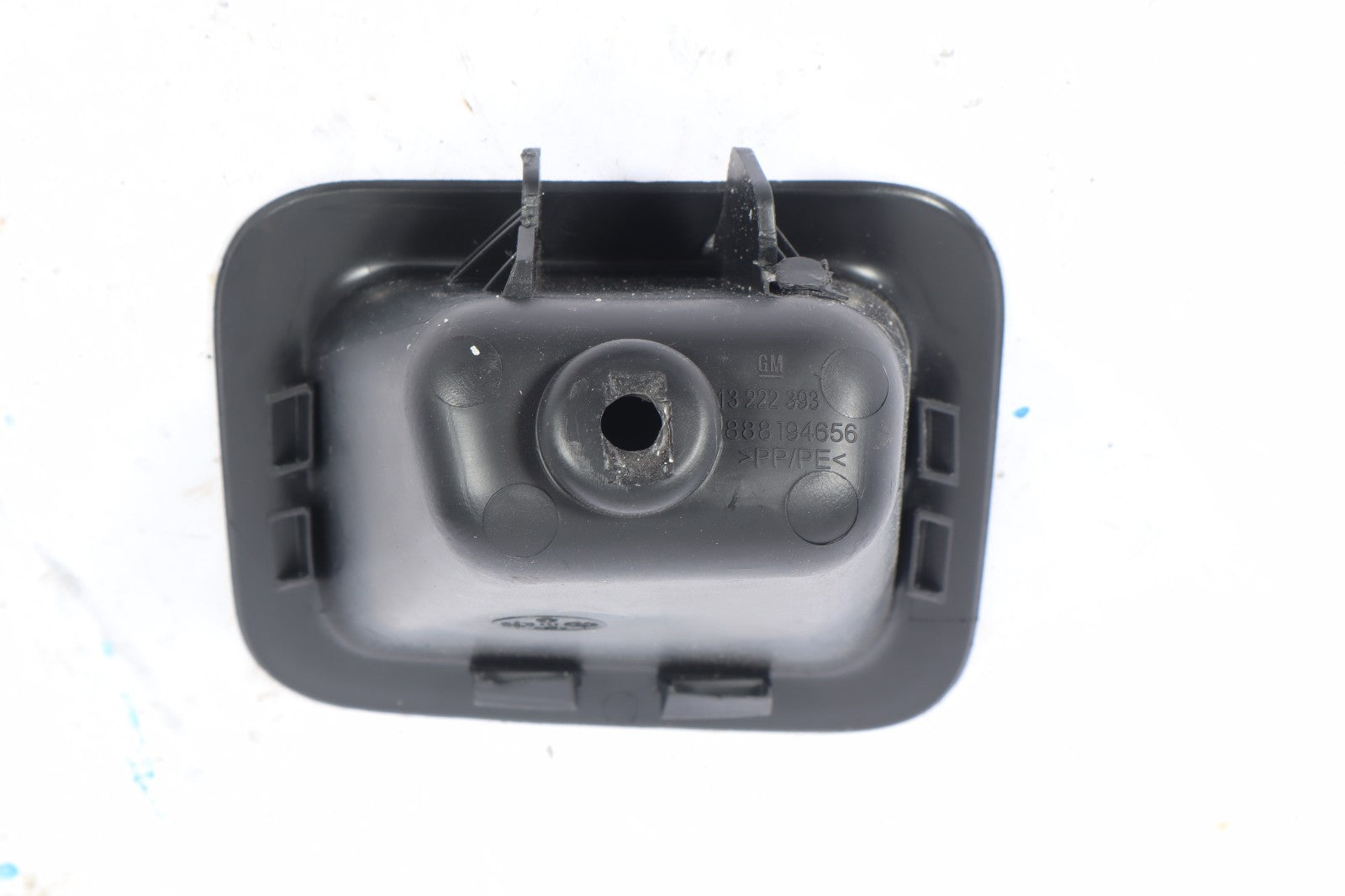 2016-2019 BUICK CASCADA TRUNK LID INNER TRIM PANEL OEM 13222393