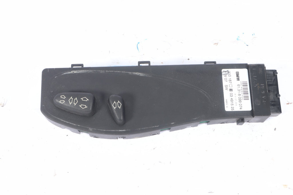 2004-2010 BMW X3 E83 RFRONT RIGHT SEAT CONTROL SWITCH 61318099074 OEM