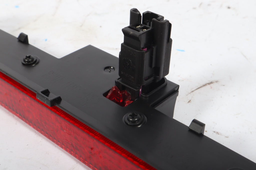 2012 - 2019 Chevrolet Sonic High Mount Third Brake Light Lamp OEM 96831000