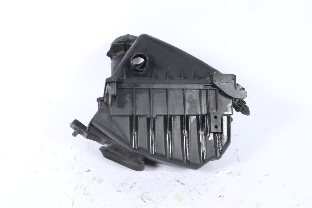2001-2008 AUDI A4 AIR FILTER BOX TOP 06C133843  OEM