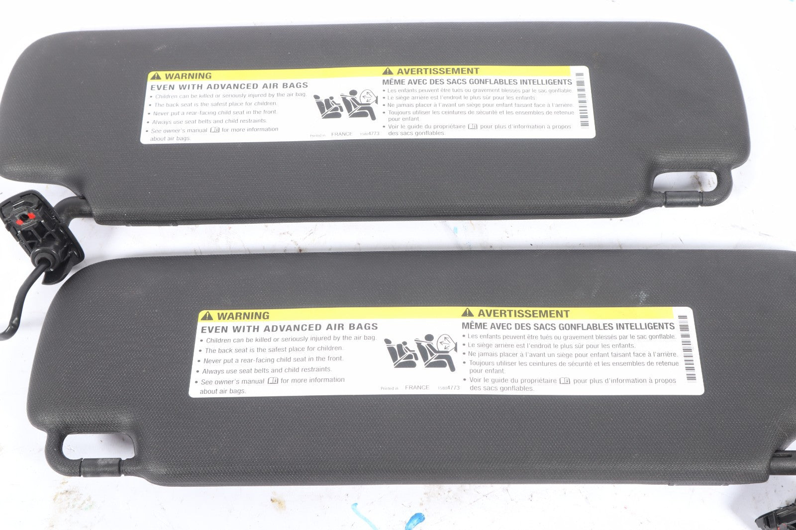 2016-2019 BUICK CASCADA LEFT  RIGHT SUN VISOR BLACK SET PAIR ASSEMBLY OEM