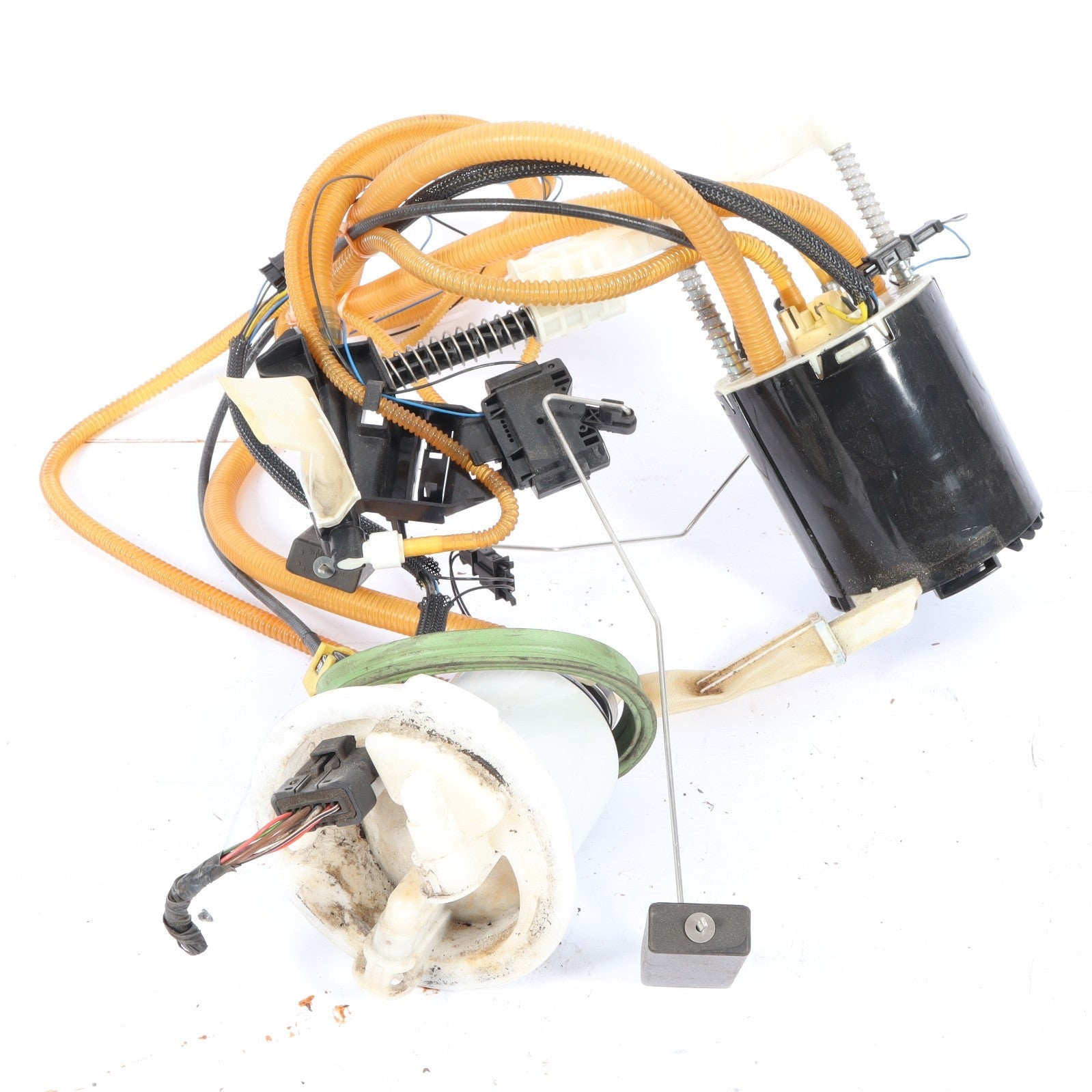 2010 - 2016 LAND ROVER RANGE ROVER FUEL PUMP ASSEMBLY OEM