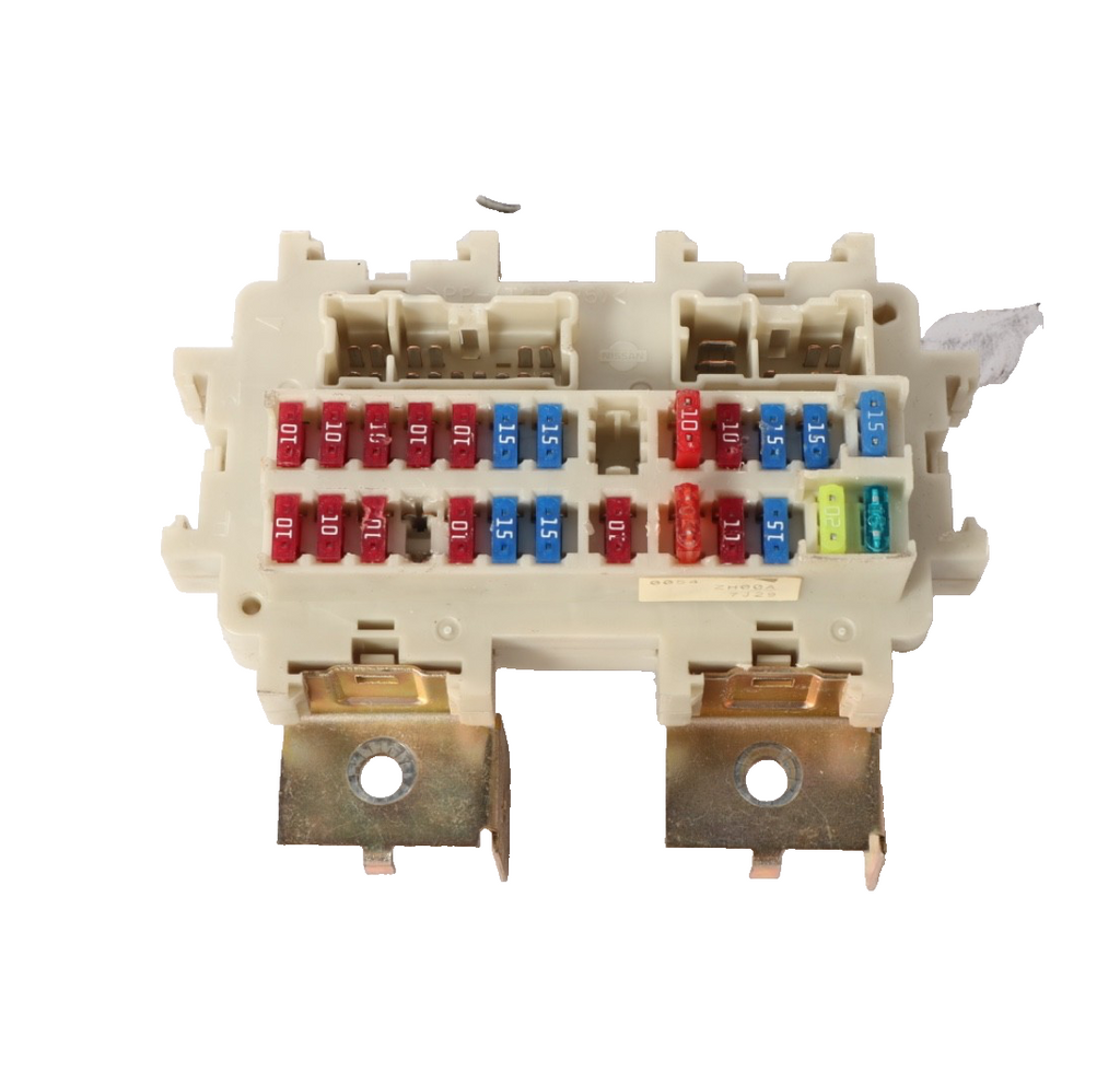 2006-2012 NISSAN ARMADA FUSE RELAY BOX OEM